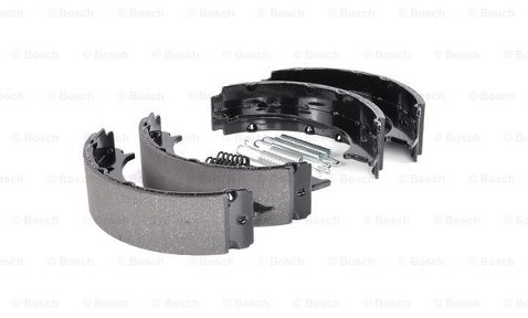 BOSCH Zesatw szczęk hamulcowych, hamulec postojowy 0 986 487 610