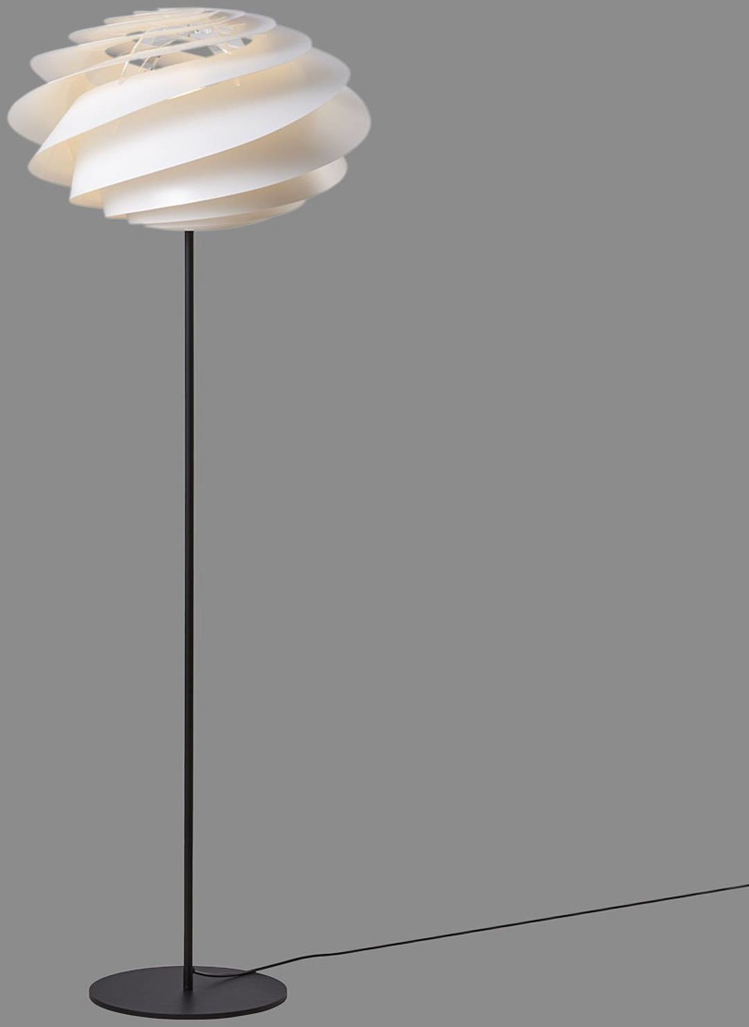 LE KLINT LE KLINT Swirl - biała designerska lampa podłogowa