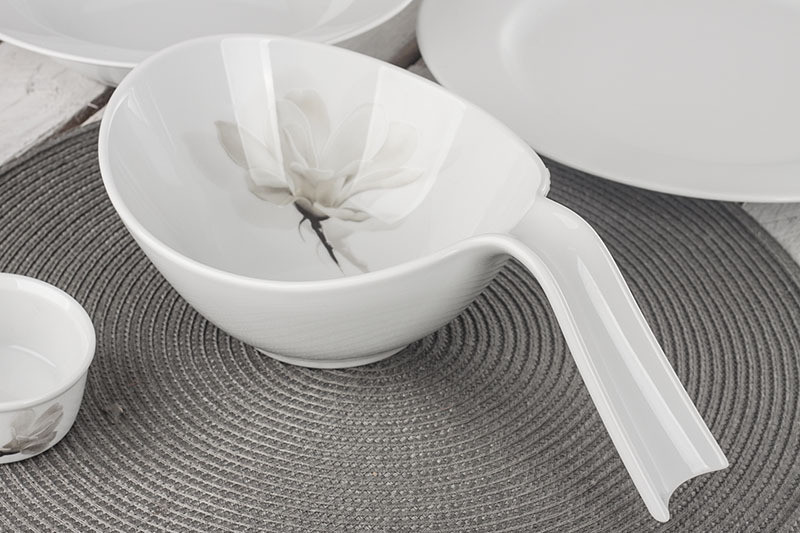 Lubiana Pozostałe ROYAL MAGNOLIA Salaterka 16 cm 6474 5900245230017