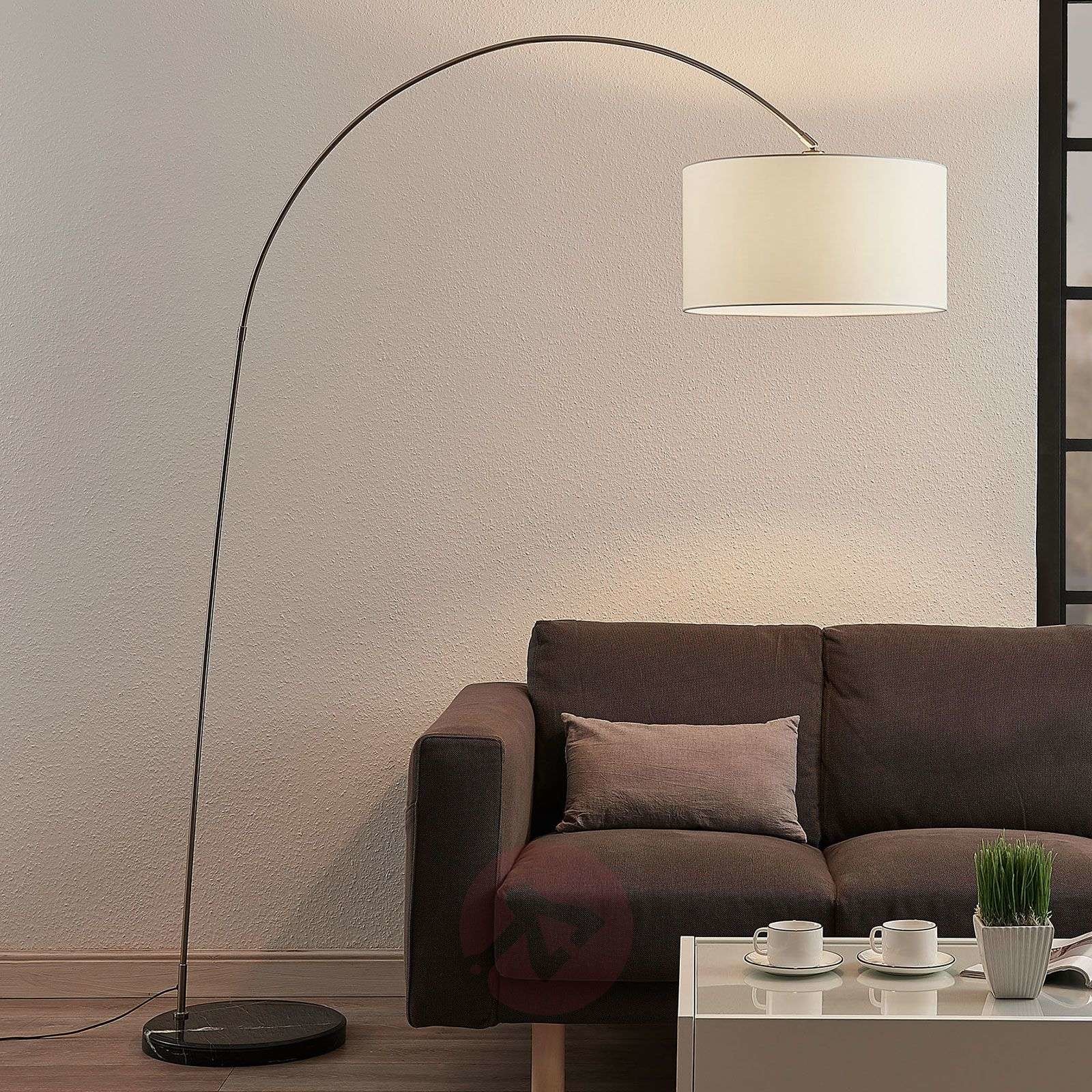 Lampenwelt com Łukowa lampa stojąca Belinda, biały klosz tkanina