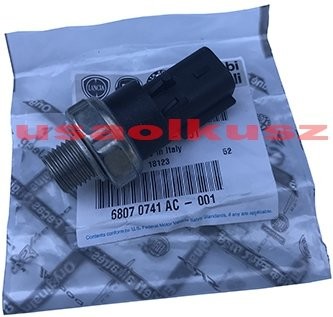 MOPAR Czujnik ciśnienia oleju Dodge Dart 1,4 Turbo 55248319