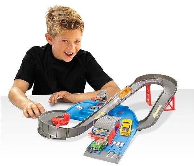Mattel Szybki miejski wyścig