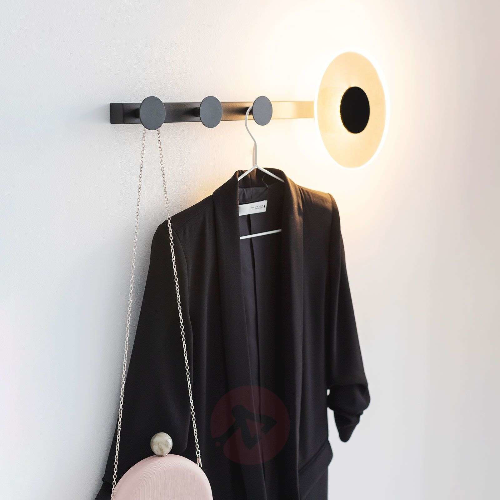 Mantra Kinkiet LED Venus z hakiem na odzież, czarny