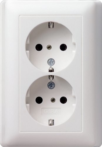 Gira 078303 podwójne Schuko z zabezpieczeniem przed dziećmi Standard 55, czysta biel 78303