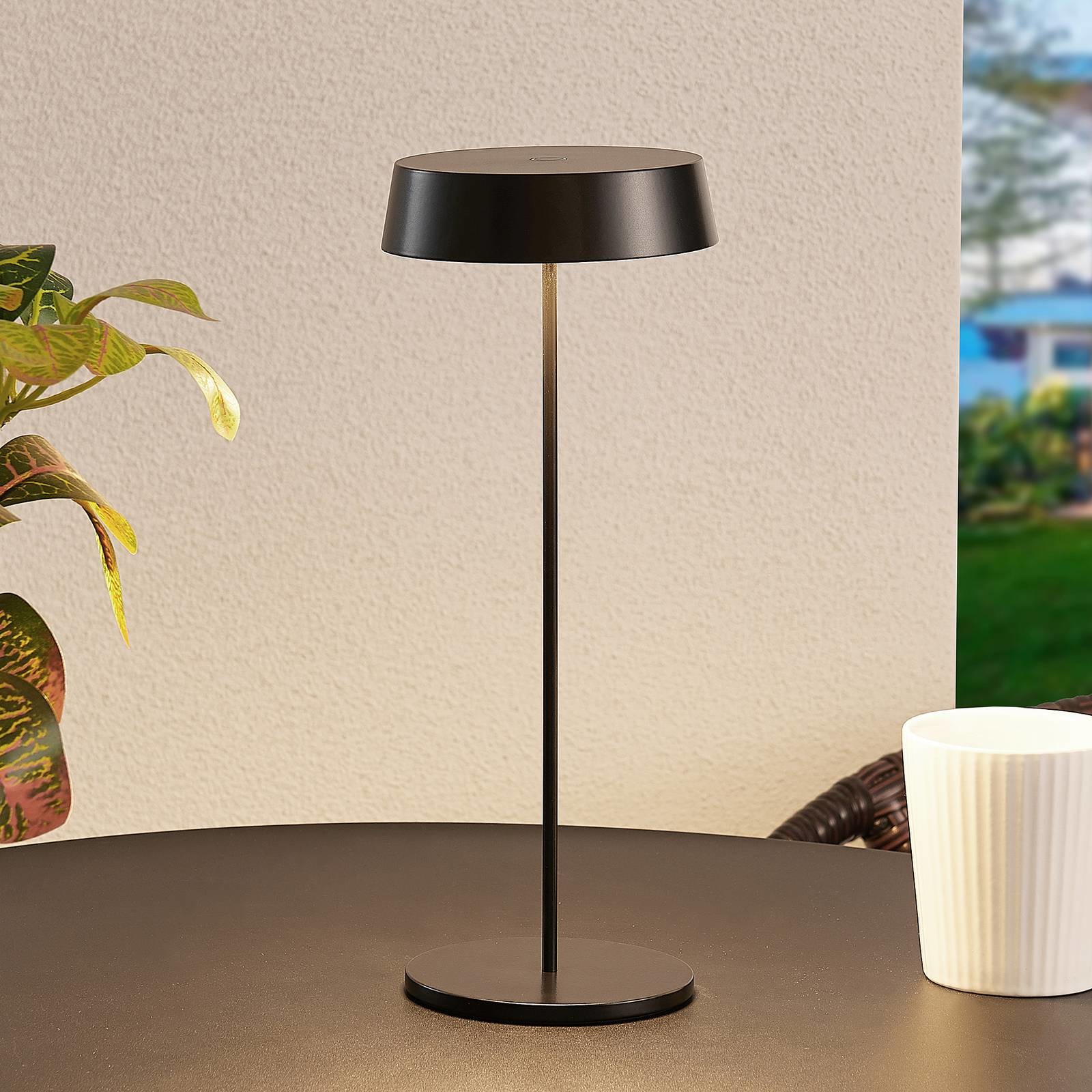 Lucande Lucande Tibia lampa stołowa LED, USB, czarna