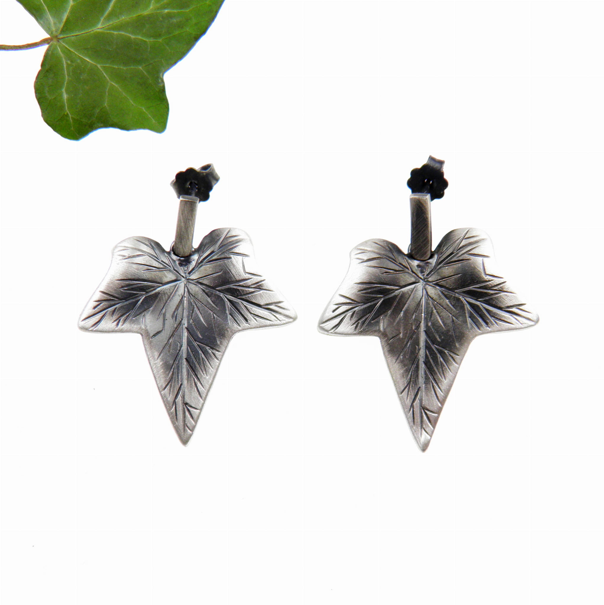 Venus Galeria Bluszcz - kolczyki średnie na sztyftach