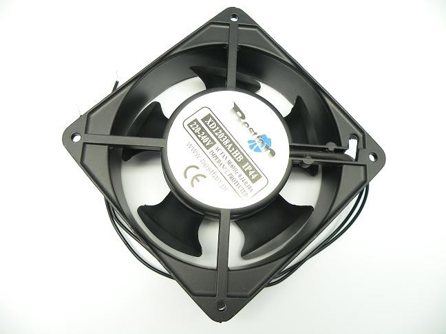 Wentylator do szaf Rack 19 cali 120x120x38mm 230V
