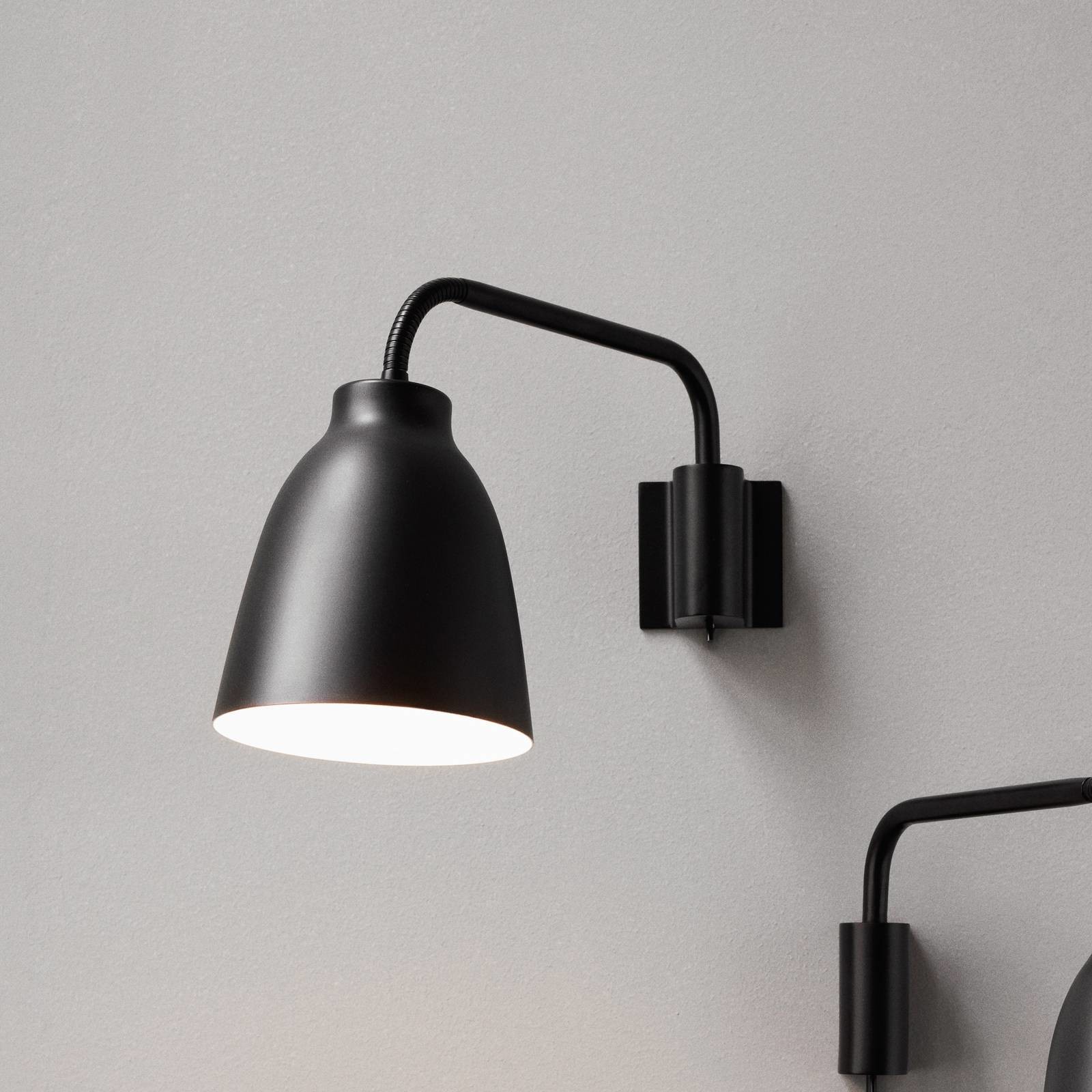 FRITZ HANSEN FRITZ HANSEN Caravaggio kinkiet, czarny