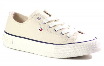 Tommy Hilfiger TRAMPKI T3A4-32118-0890500 -