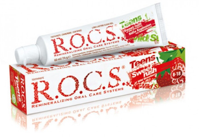 Фото - Зубна паста / ополіскувач R.O.C.S. ROCS pasta do zębów TEENS 8-18 lat Wild Strawberry - o smaku poziomki 60ml 