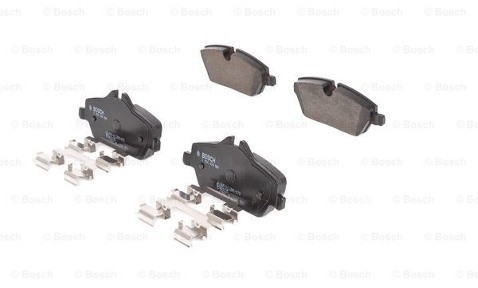 Bosch Klocki hamulcowe - komplet 0 986 494 588