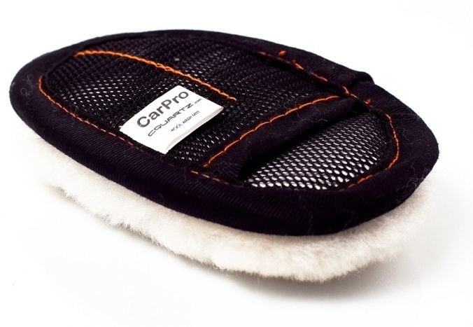 CARPRO cquartz Mini Wool Wash Mitt mała rękawiczka na 2 palce z wełny owczej do mycia auta CAR000081