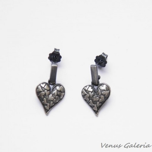 Kolczyki srebrne oksydowane na sztyftach II - Miłość 1040