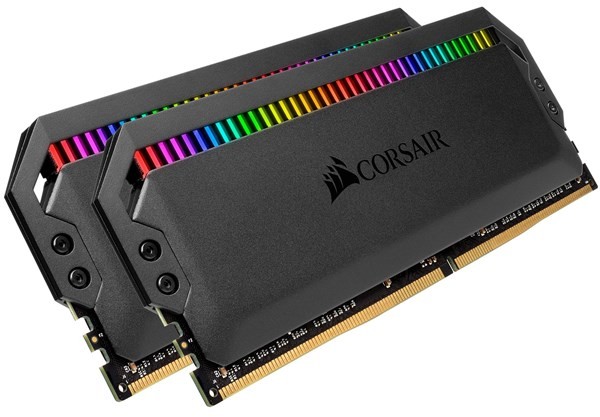 Corsair 32GB CMT32GX4M2C3466C16