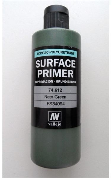 Vallejo Podkład akrylowo-poliuretanowy NATO Green / 200ml (Vallejo 74612) Vallejo 74612