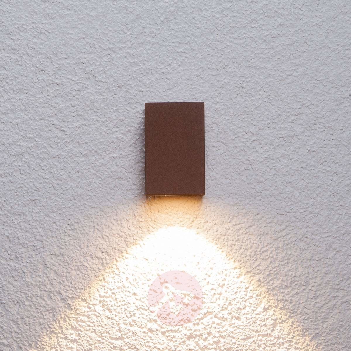 Lampenwelt Rdzawobrązowa lampa ścienna zewnętrzna LED Tavi