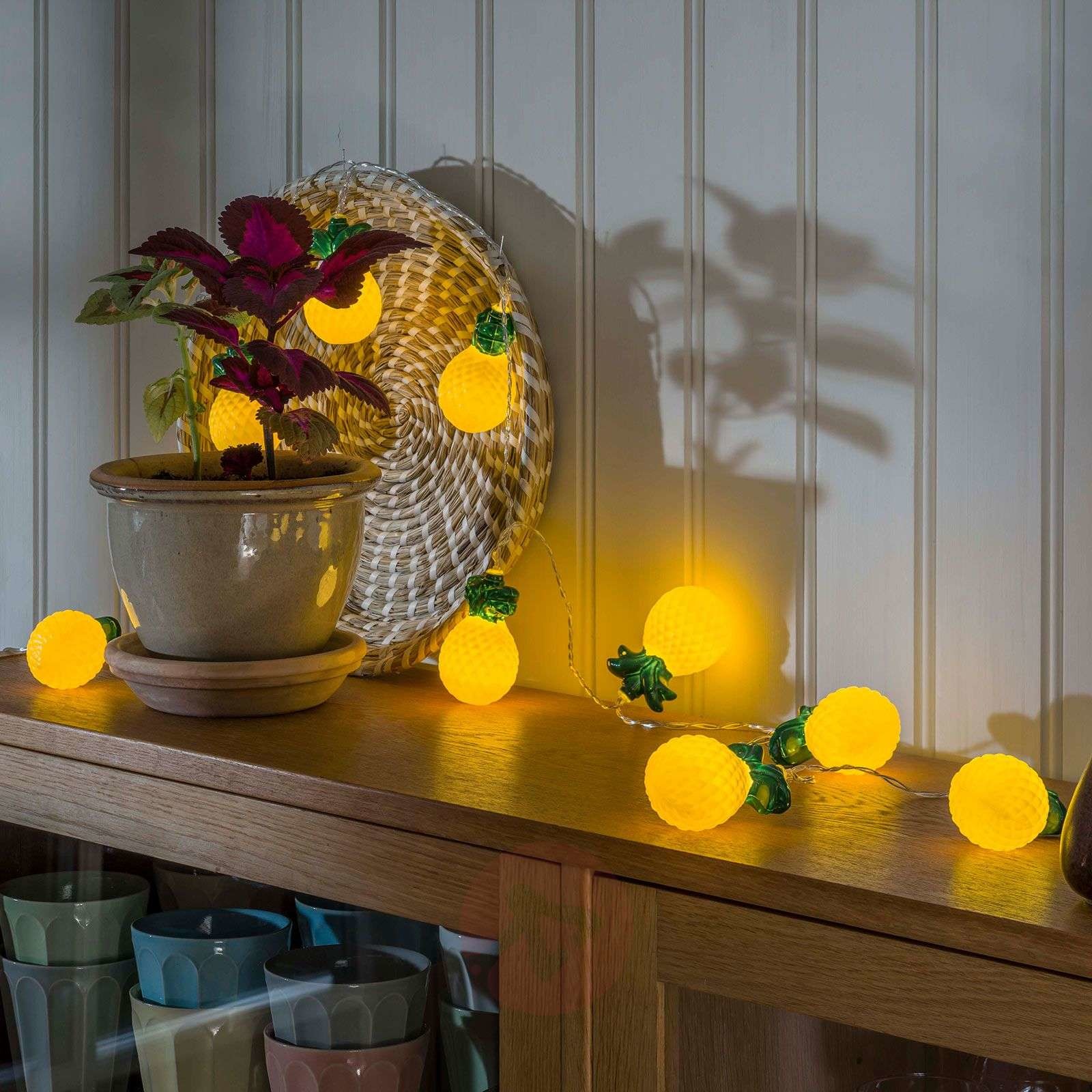 Konstmide SEASON Łańcuch świetlny LED Ananas, na baterie