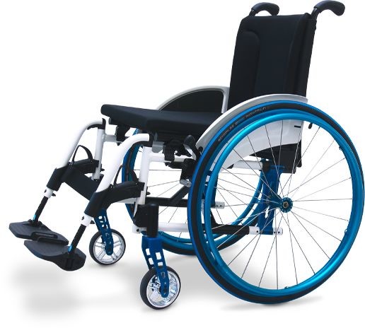 Meyra Wózek inwalidzki z lekką, aluminiową ramą o konstrukcji krzyżakowej - regulacja środka ciężkości, uchylne podnóżki, hamulce dociskowe + pas podudzia (