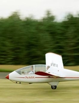 Lot szybowcem - start za wyciągarką  Piła P0004702