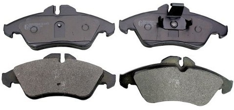 DENCKERMANN Zestaw klocków hamulcowych, hamulce tarczowe B110470