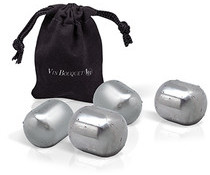 Vin Bouquet Schładzające owalne kamyki do wina stal nierdzewna, w aksamitnej etui,4 sztuki marki Vin Bouquet (FIE 019) FIE 019