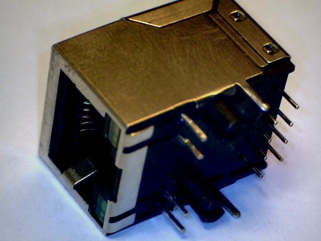 . Gniazdo RJ45 THT ekranowane RB450G rj45thtekrrb450g