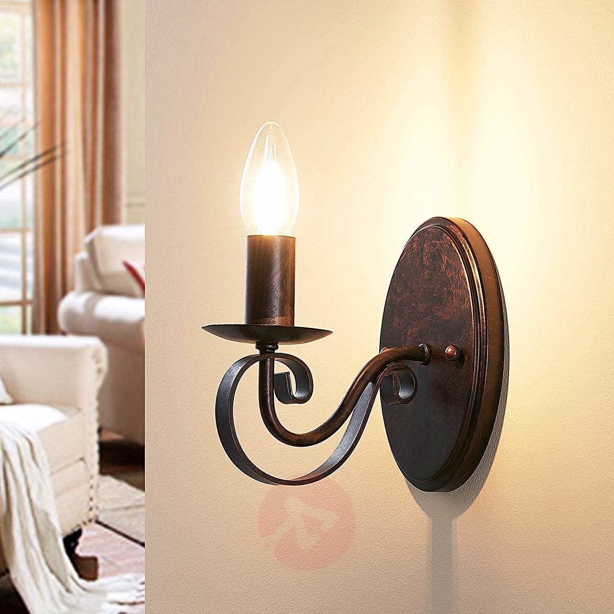 Lampenwelt CALEB - rdzawa lampa ścienna w stylu dworkowym