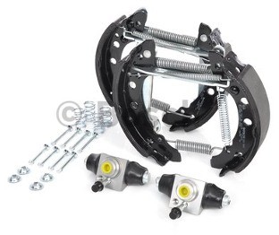 BOSCH Szczki hamulcowe - komplet 0 204 114 053