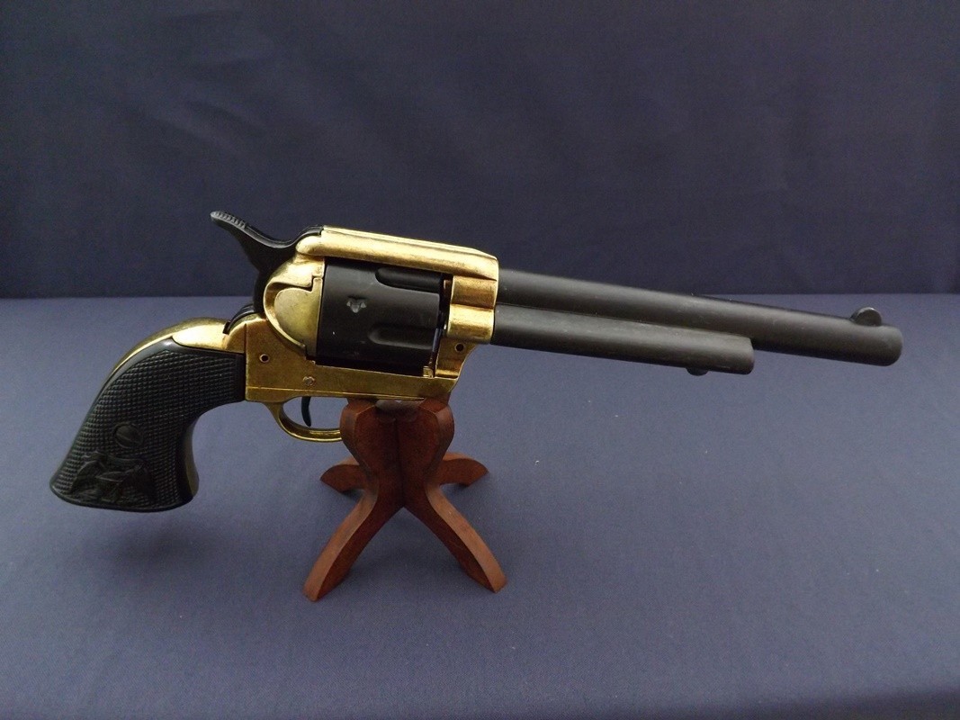 Denix SA REPLIKA REWOLWER PEACEMAKER S.COLT NA STOJAKU MODEL 1109L+800 1109L+800
