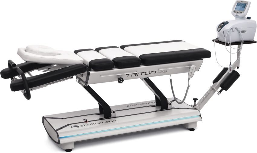 Chattanooga Triton 6E DTS Package stół rehabilitacyjny z zestawem do trakcji kręgosłupa 4767 6E