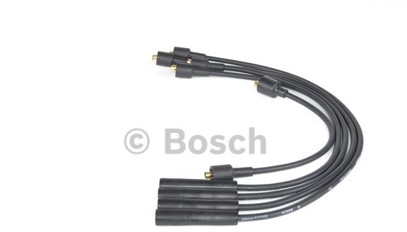 BOSCH Komplet przewodów zapłonowych 0 986 356 762