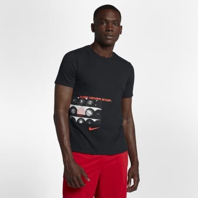 Nike Męski T-shirt do koszykówki Dri-FIT - Czerń 923687-010