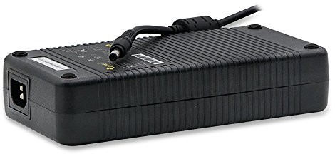 Leicke ULL uniwersalny zasilacz 12 V, z wtykiem 5,5 x 2,5 mm 4050296030164