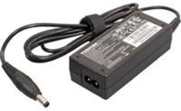 Toshiba power adapter - 45 Watt P000568500