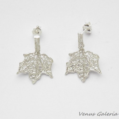 Kolczyki srebrne - Klon mały biały na sztyftach II 1759