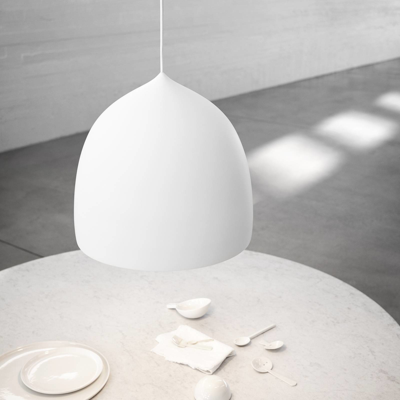 FRITZ HANSEN FRITZ HANSEN Suspence P2 wisząca  38,5cm, biała