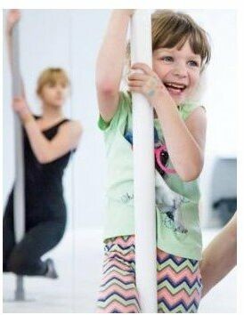 Pole dance dla dzieci  Kielce P0005390