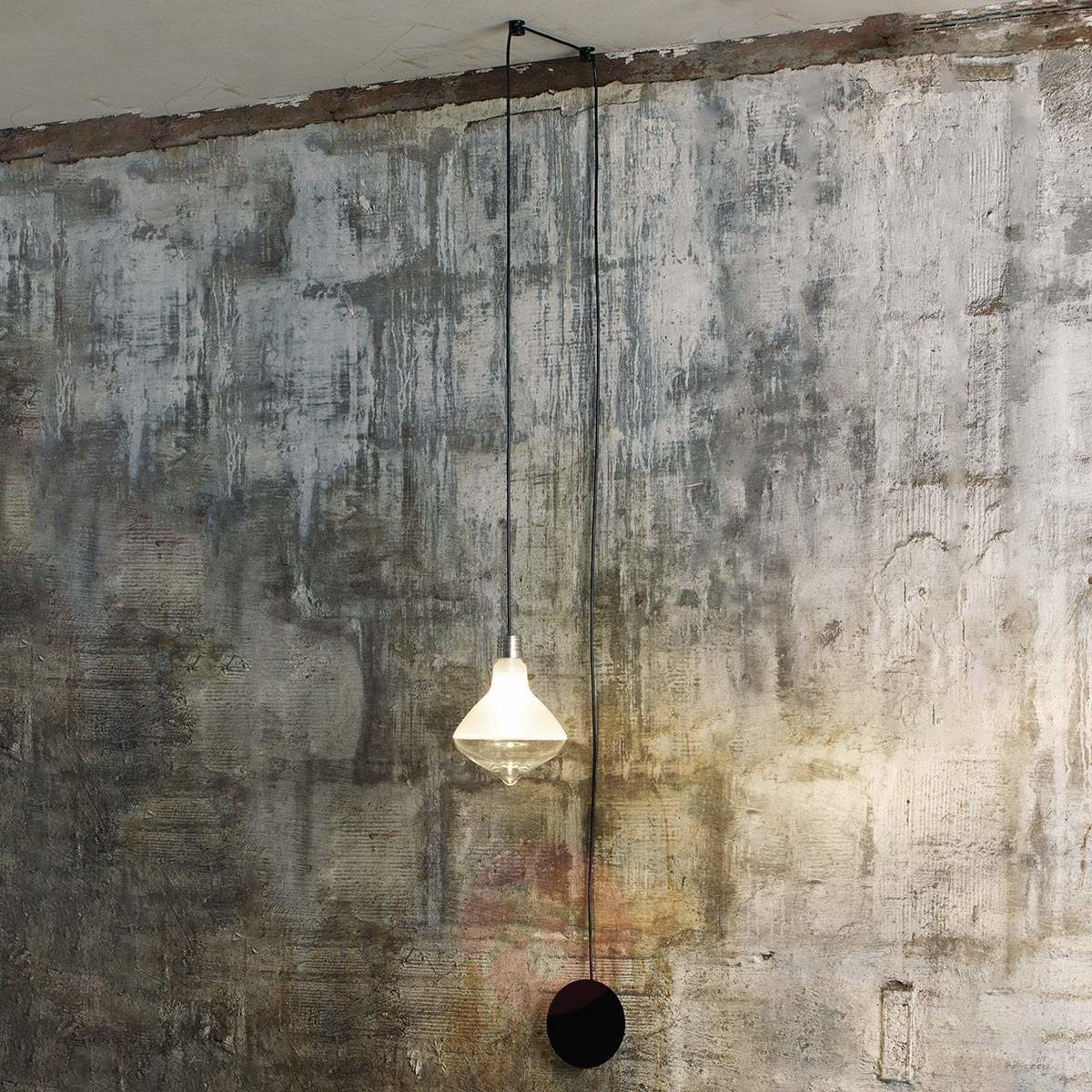 Designerska lampa ścienna Makeup z diodami LED