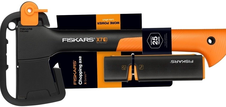 Fiskars siekiera X7 + ostrzałka