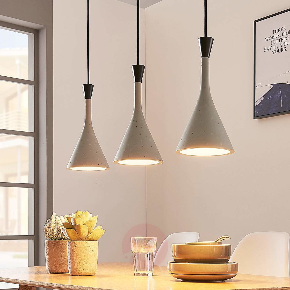 Lampenwelt com 3-punktowa lampa wisząca Flynn nad stół do jadalni