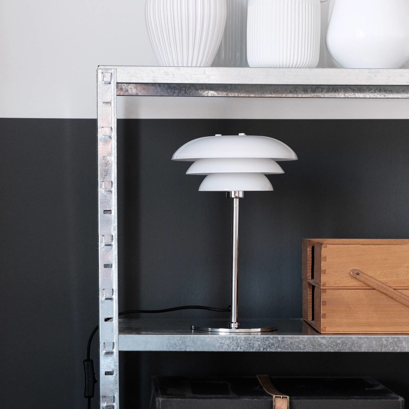DYBERG LARSEN Dyberg Larsen DL20 lampa stołowa szklany klosz