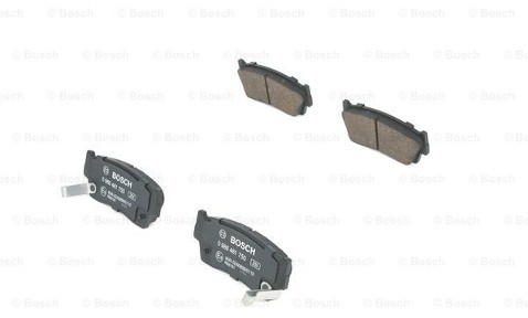 Bosch Zestaw klocków hamulcowych, hamulce tarczowe 0 986 461 750