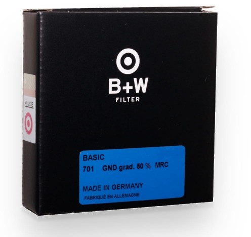 B+W Filtr fotograficzny 701 Basic Połówkowy szary 50% MRC 62mm