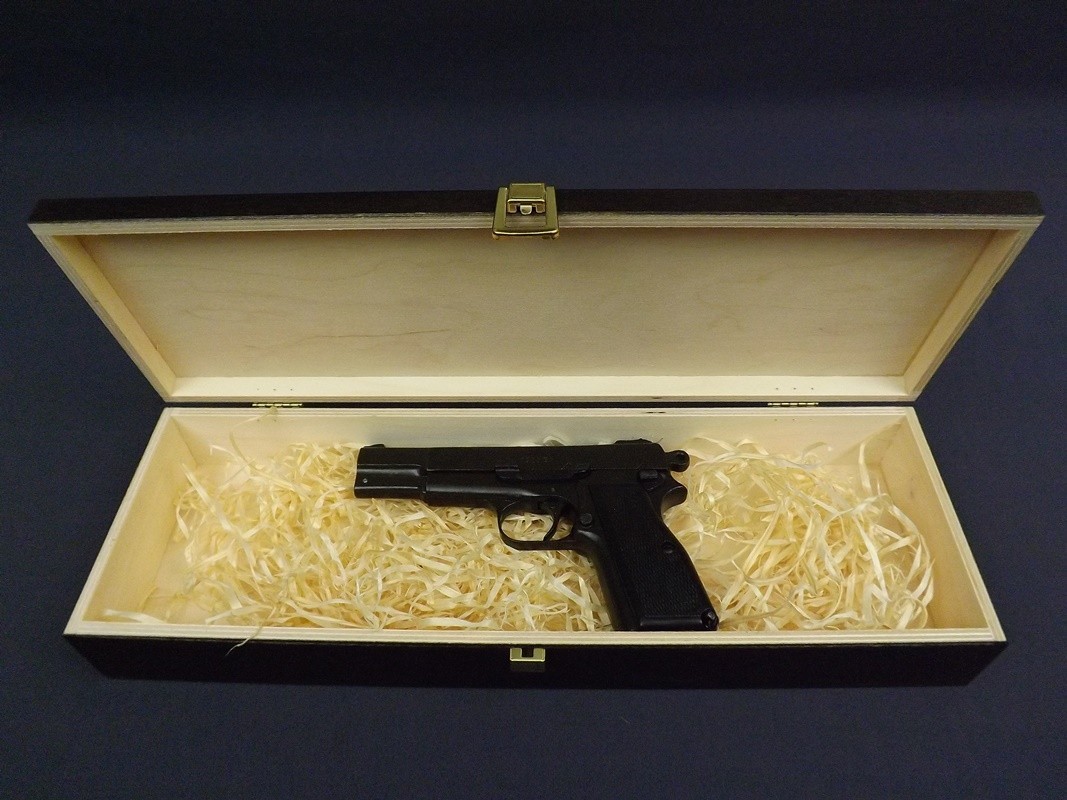 Denix SA REPLIKA W PUDEŁKU PISTOLETU BROWNING HP 35 MODEL 1235+P02 1235+P02