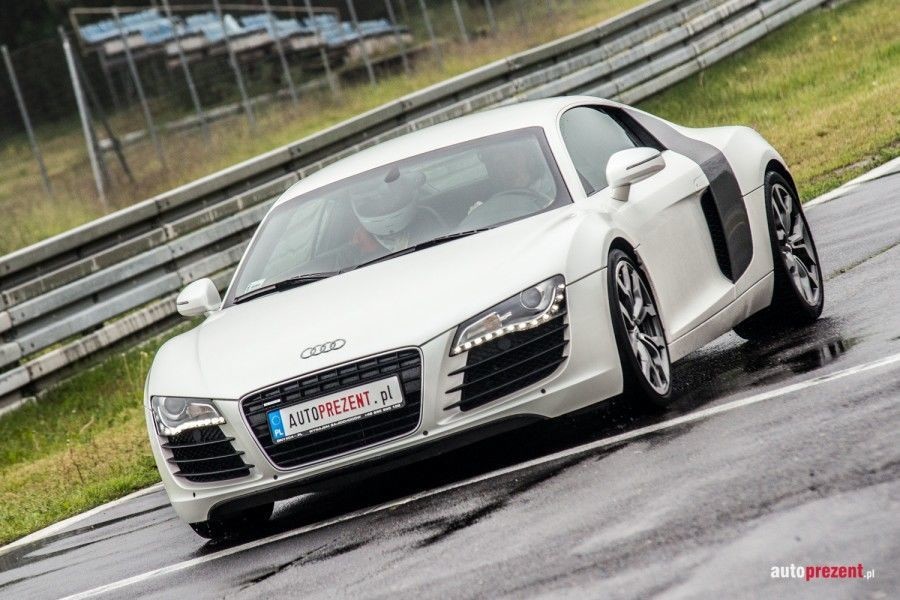 Jazda Lamborghini Gallardo i Audi R8 - kierowca - Tor Ułęż (Warszawa, Lublin) - 2 okrążenia JLGA8U