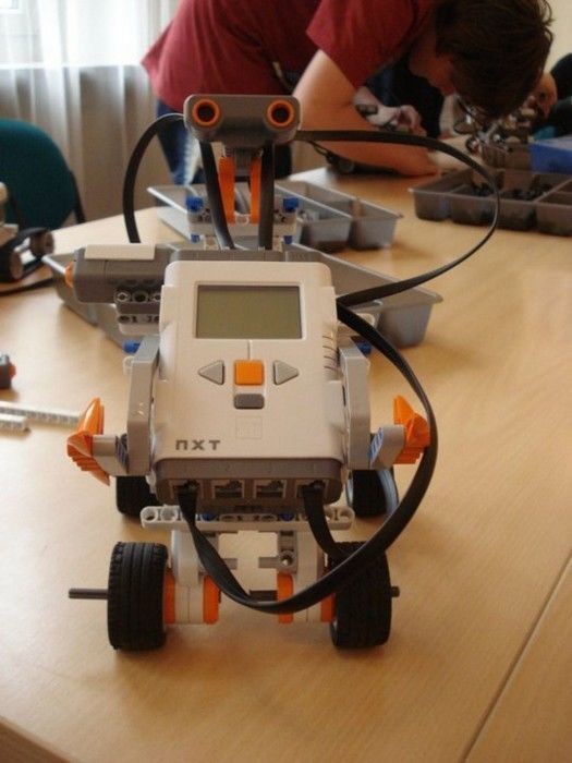 Urodziny z robotami - Warszawa UZR1