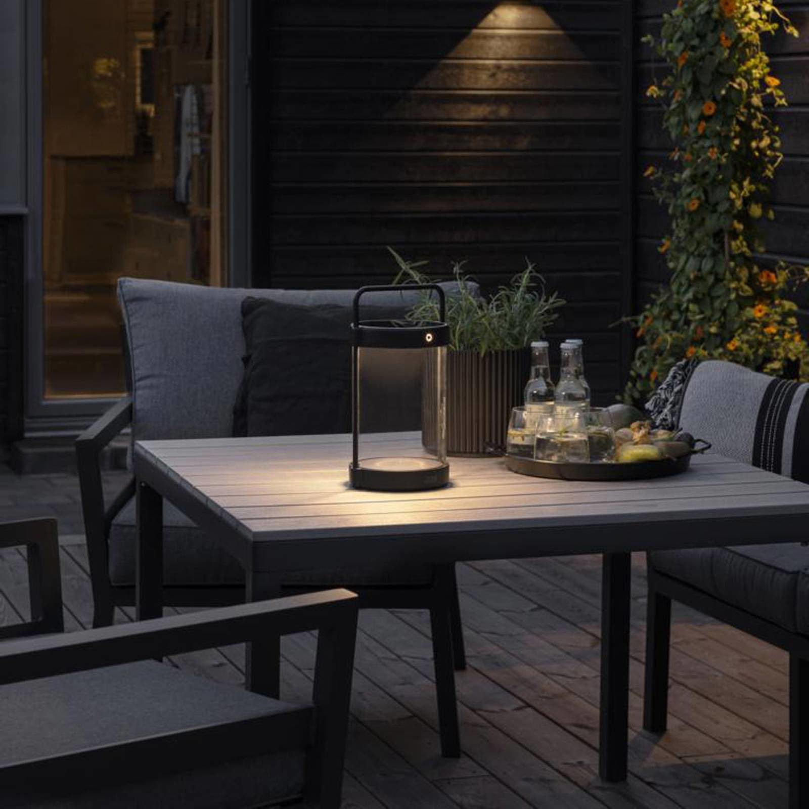 Konstsmide Lampa solarna LED Crotone, ściemniana, USB