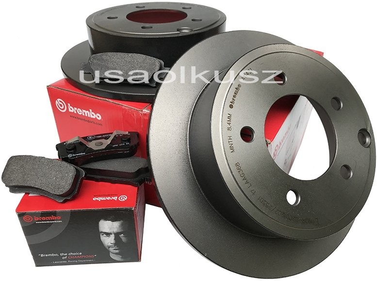 BREMBO Klocki oraz tylne tarcze hamulcowe 262mm Lancia Flavia 08.A114.31+P54034