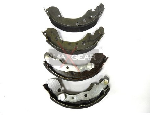 MaxGear Zestaw szczęk hamulcowych 19-0316