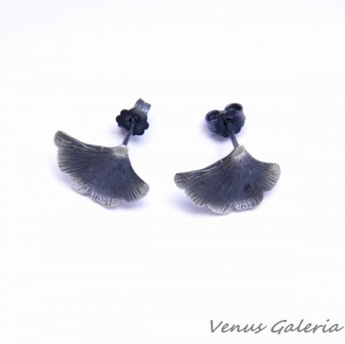 Kolczyki srebrne - Mini miłorzęby szare sztyft 1448